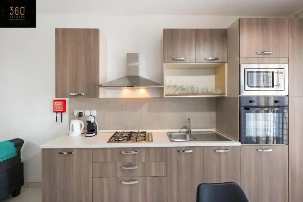 Beautiful, Central Home With All Amenities & Wifi By 360 Estates Pieta Apartment